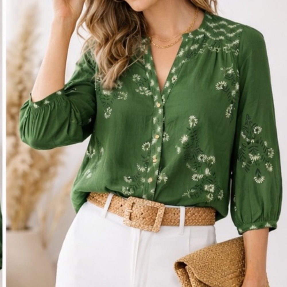 Knox Rose Green Floral Embroidered Top